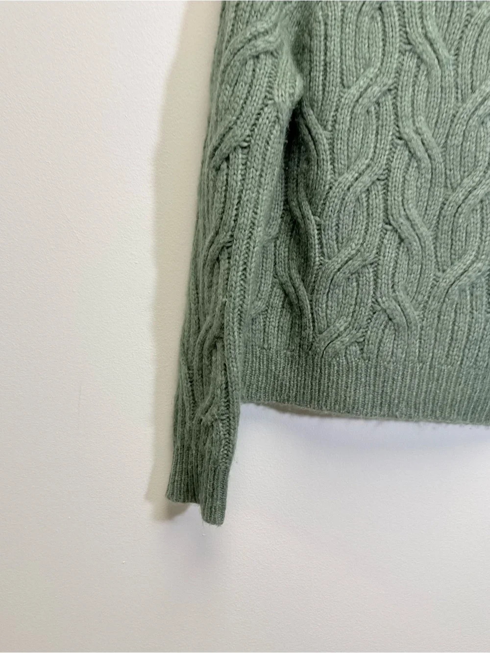 Vince Twisted Chain Turtleneck Sweater Jadeite Green XS Alpaca Wool